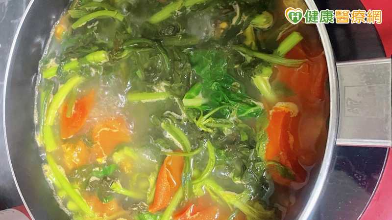 天氣轉熱防「感染性腹瀉」上身 醫談食品保存盲點:1物無法取代冰箱 天氣轉熱防「感染性腹瀉」上身 醫談食品保存盲點:1物無法取代冰箱