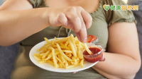 減重如何調整飲食？醫：「薯條改吃半份」不算　挨餓也易失敗