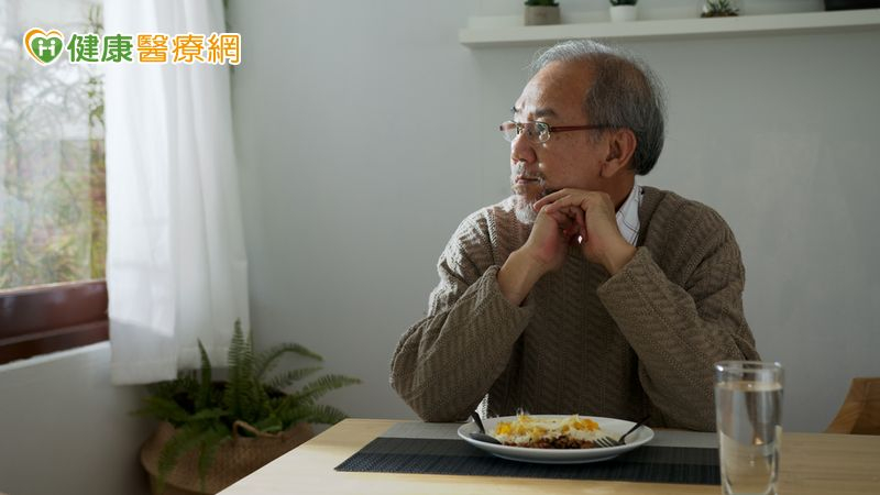 中年男記性變差竟是阿茲海默症　醫籲：把握黃金期治療延緩退化