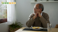 中年男記性變差竟是阿茲海默症　醫籲：把握黃金期治療延緩退化