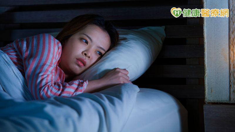 累極卻清醒？失眠成因原來如此　5招幫助改善