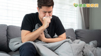 胸悶咳嗽別輕忽！男子健檢意外揪出「心窩」腫瘤　 LDCT助早期發現