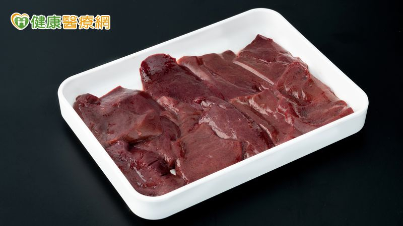 動物內臟（如腎臟）作為排毒器官，易有重金屬或藥物殘留，若大量攝入存在安全隱患。