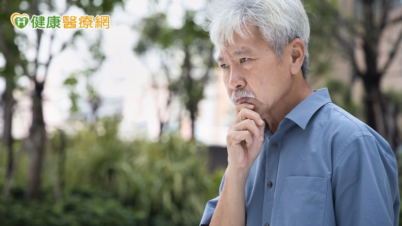 失智症不是突然發生！醫：病變可能提早數十年開始　揭判斷關鍵