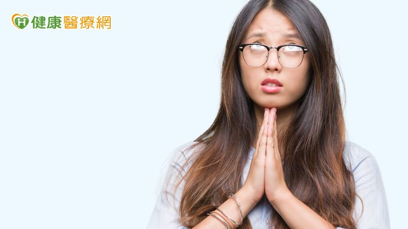 總把別人擺第一？專家提醒：「先對自己好」才有能力對別人好