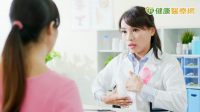 摸不到硬塊也可能是乳癌？醫揭可能警訊　早期發現存活率高達96.3%