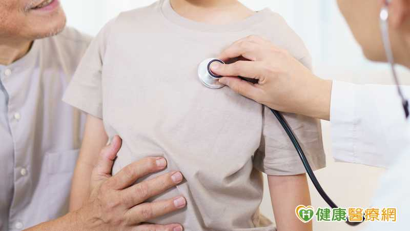 AI能幫整理健康資訊？兒科醫：當心病情「愈查愈亂」　揭1使用時機