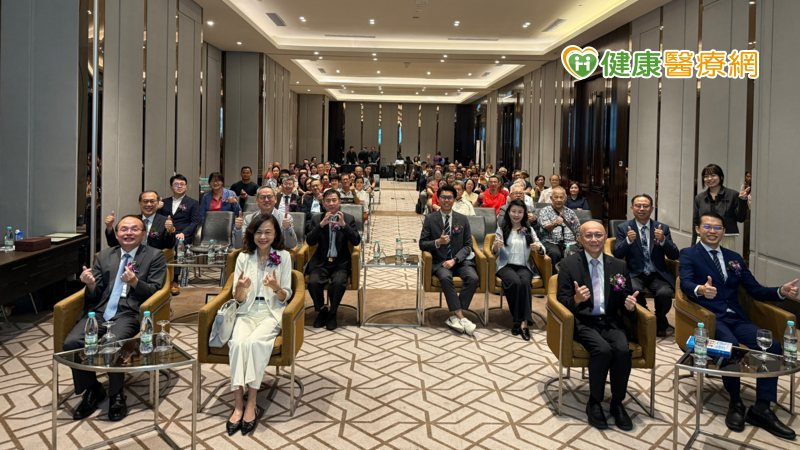 「精準醫療，健康新趨勢」民眾健康講座，日前於馬來西亞吉隆坡舉行，透過醫療知識交流與健康教育，分享精準醫療及疾病預防相關觀念，提升民眾健康識能。