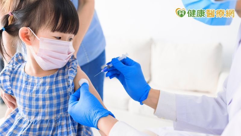 腸病毒威脅來勢洶洶!家長如何防範?國衛院解析疫苗機制與防護重點 腸病毒威脅來勢洶洶!家長如何防範?國衛院解析疫苗機制與防護重點