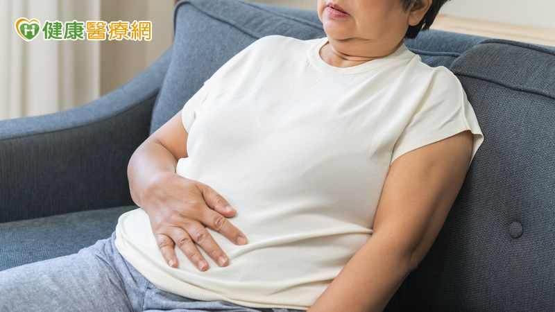 母A型、兒B型也能捐肝？53歲女急性肝衰竭　跨血型移植成功救命