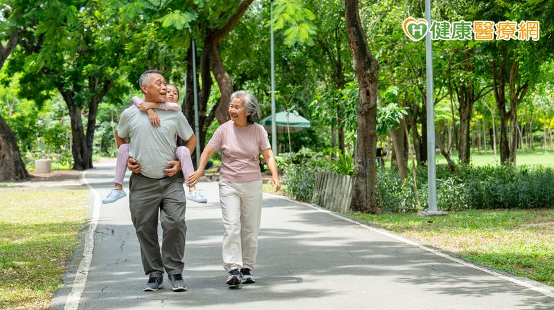 及早護晚年大腦健康！研究：中年「無3心血管因素」未失智時間多13年