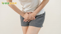 咳一聲就漏尿！醫揭3大常見原因　生產、更年期都可能有關