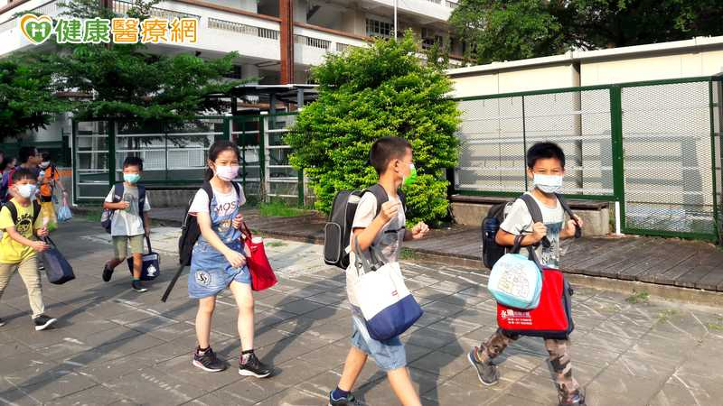 孩子開學家長樂翻就是失職？心理師：這很正常　籲4點防內疚感