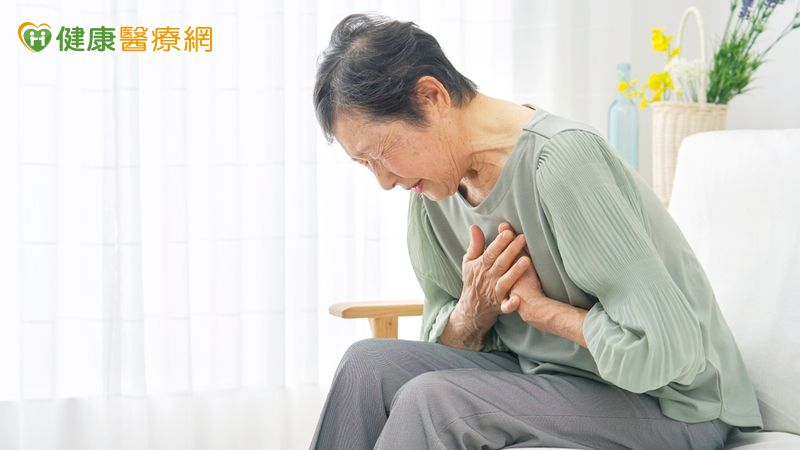 七旬婦血便狂喘險喪命！輸血無效　原是罕見「伊凡斯症候群」