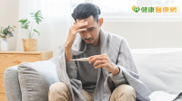 40多歲男「口腔潰瘍、發燒」確診M痘Ib型！當心症狀出現前就可能傳播