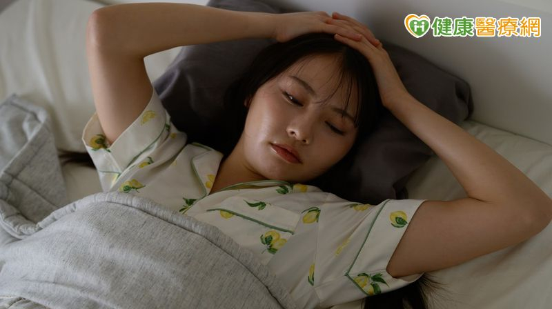 一兩晚睡不好就是失眠？醫揭「3個條件」才符合臨床診斷