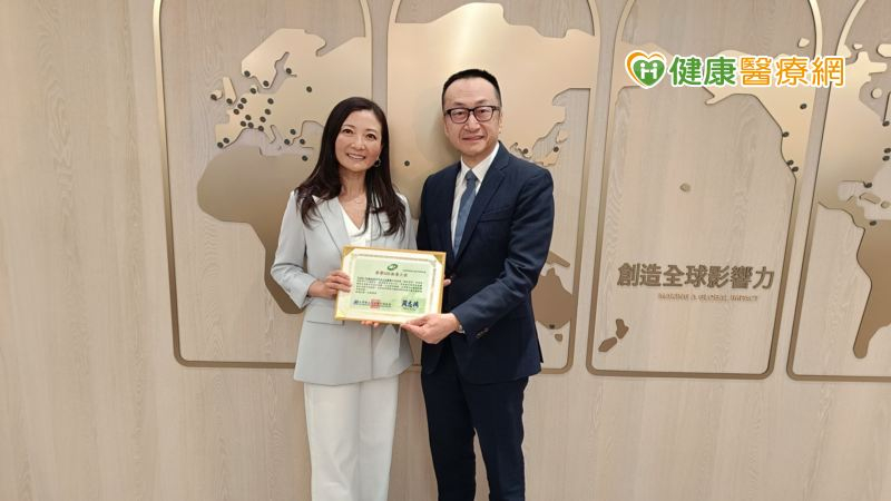 吉立亞醫藥積極培養醫藥行銷人才　Cathy Su總經理獲頒榮譽ＭR推廣大使認證
