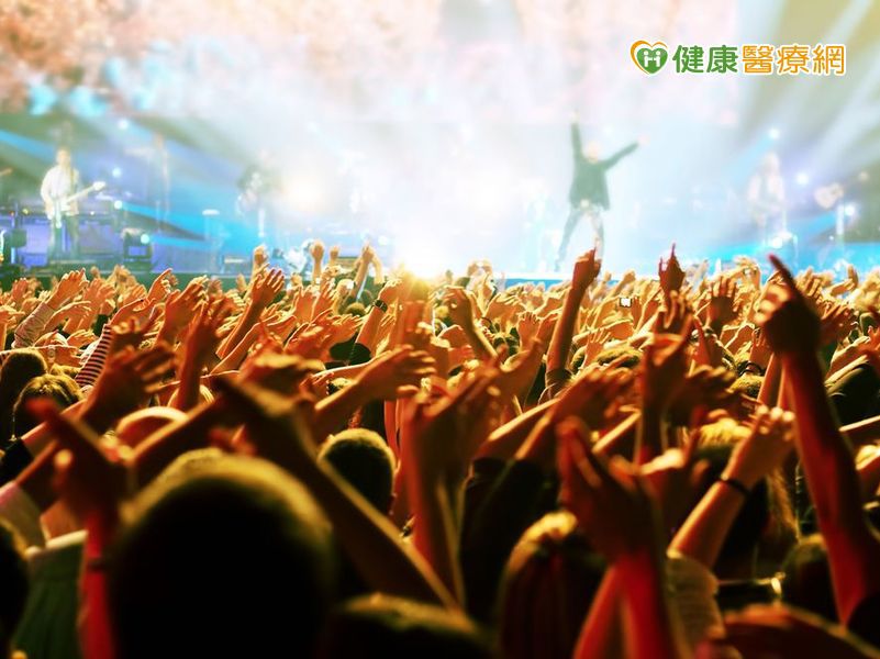 聽演唱會　別靠喇叭、音箱太近！